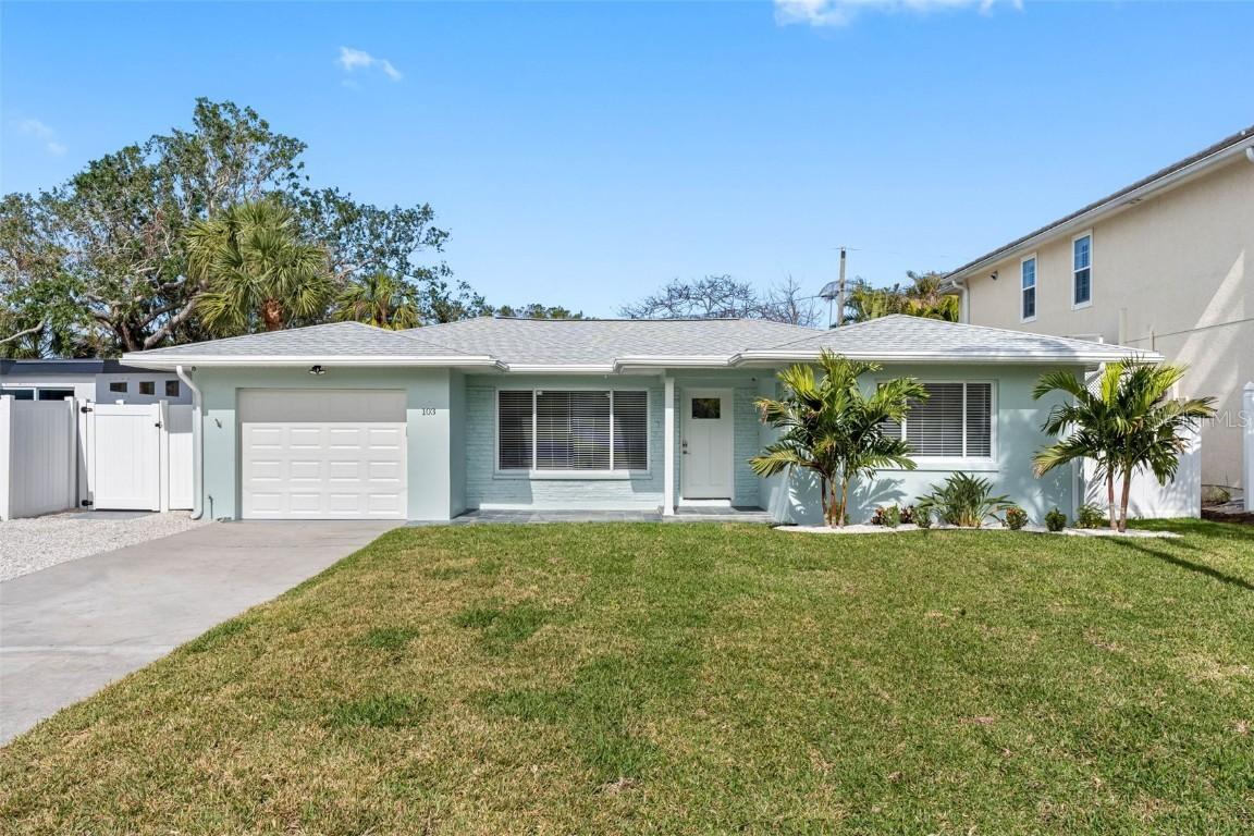 103 5th St., Belleair Beach, FL 33786