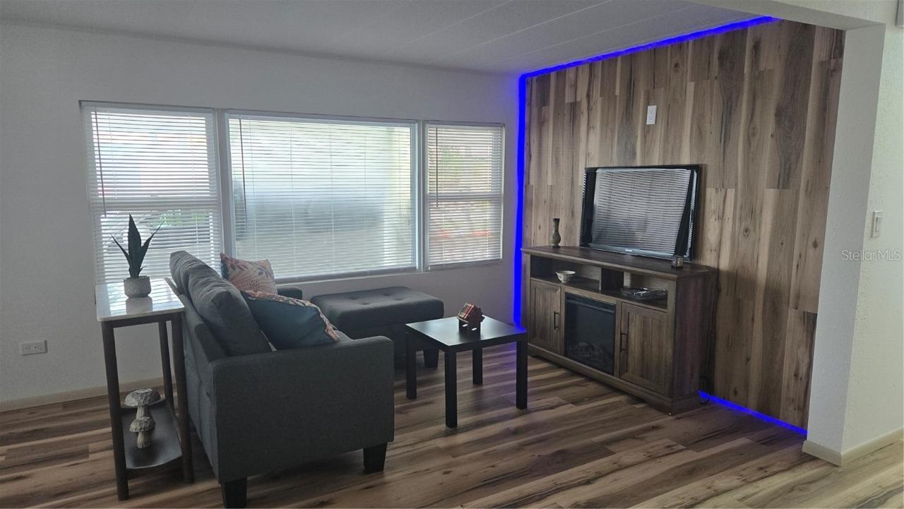 544 Skipper Dr., Seminole, FL 33772