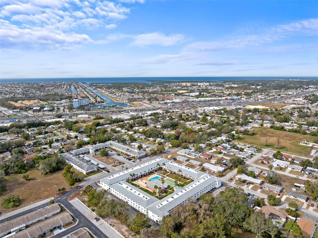 4746 Azalea Dr. #105C, New Port Richey, FL 34652