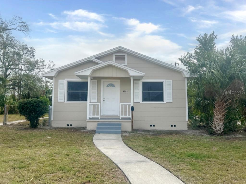 4562 3rd Ave., St Petersburg, FL 33711