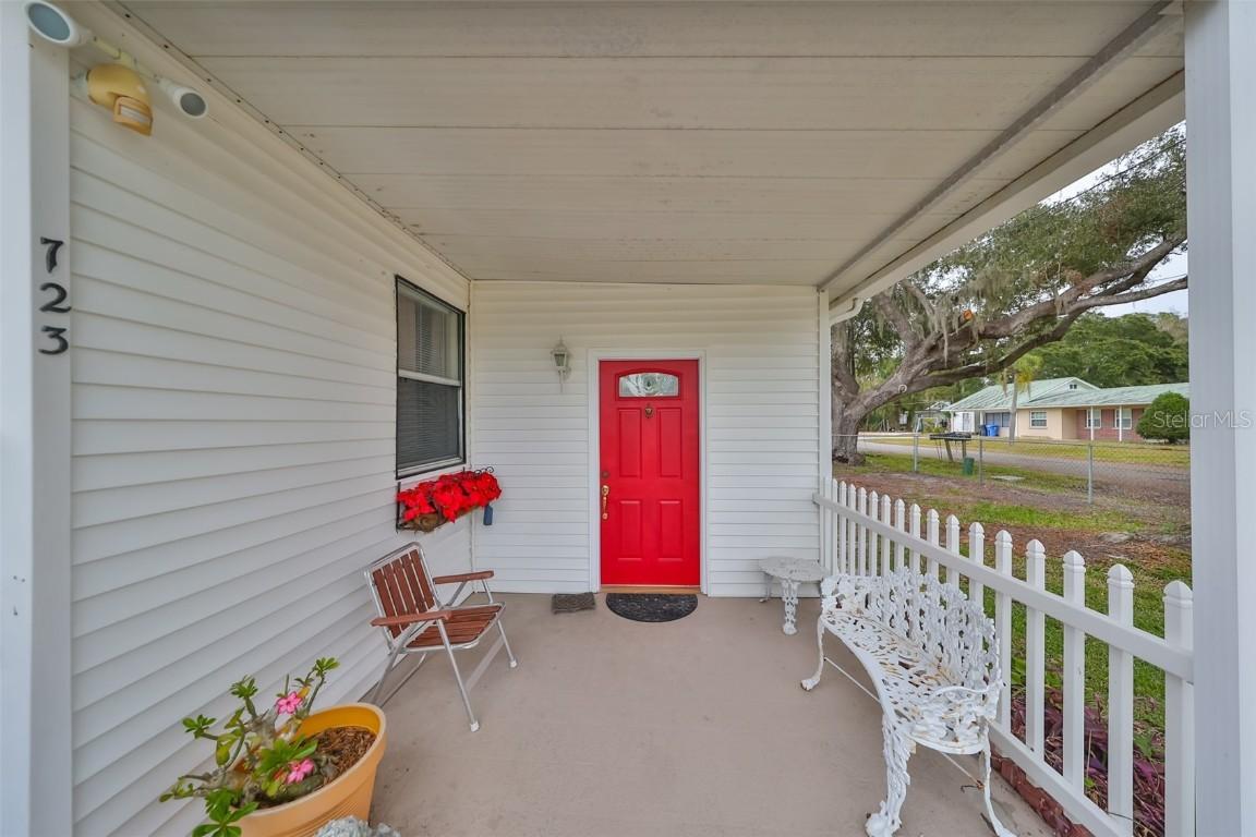 723 Ornelda St., Ruskin, FL 33570
