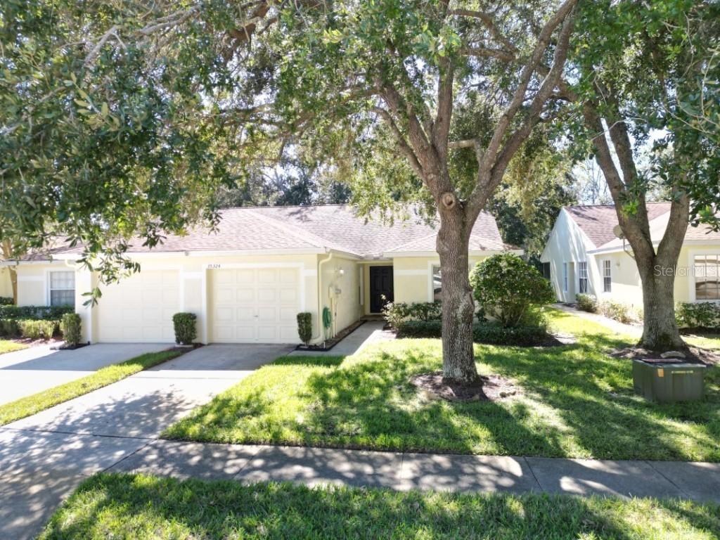 35324 Whispering Pines Dr., Zephyrhills, FL 33541