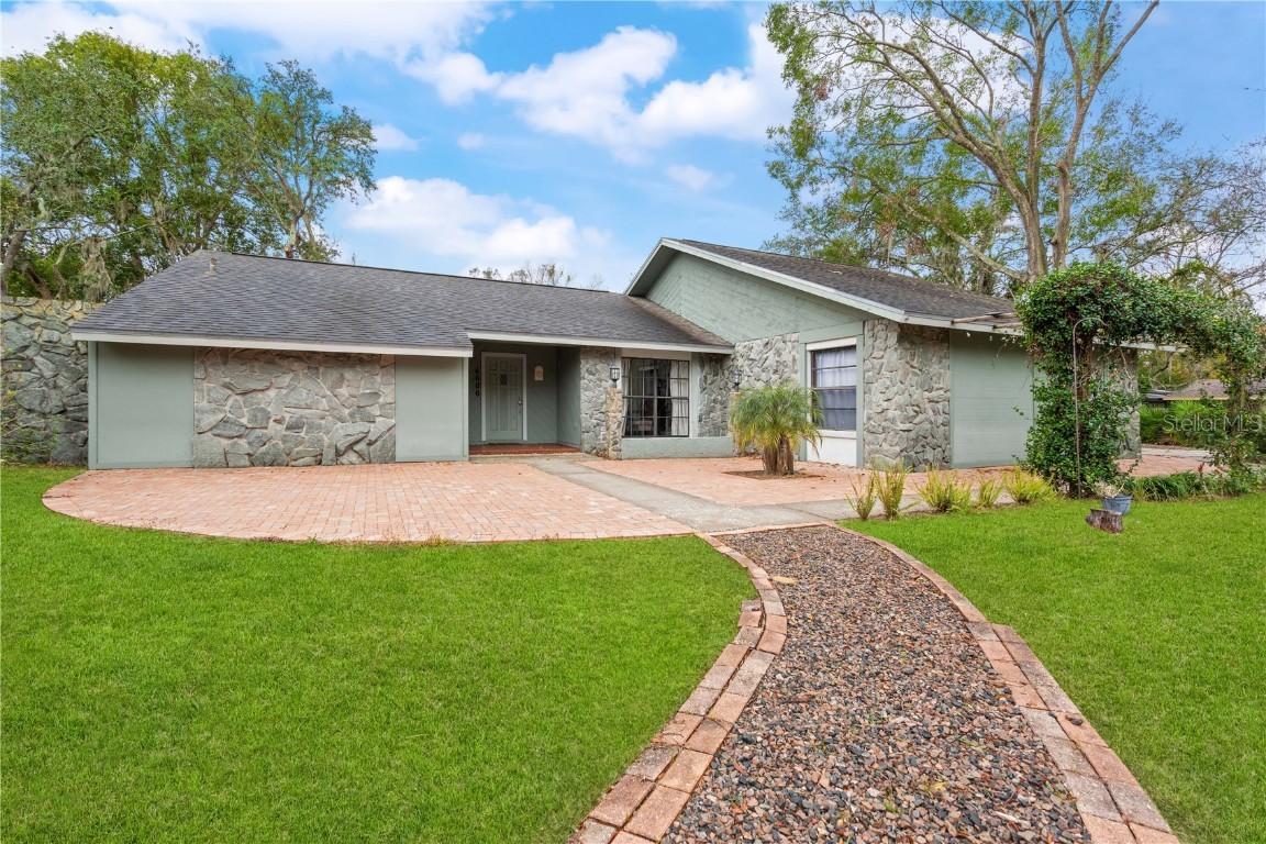 4606 Ridgecliff Dr., Brandon, FL 33511
