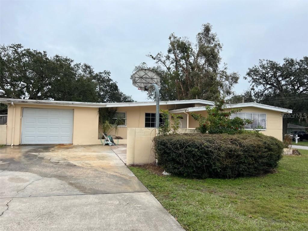 1373 Fairfax Rd., Clearwater, FL 33764