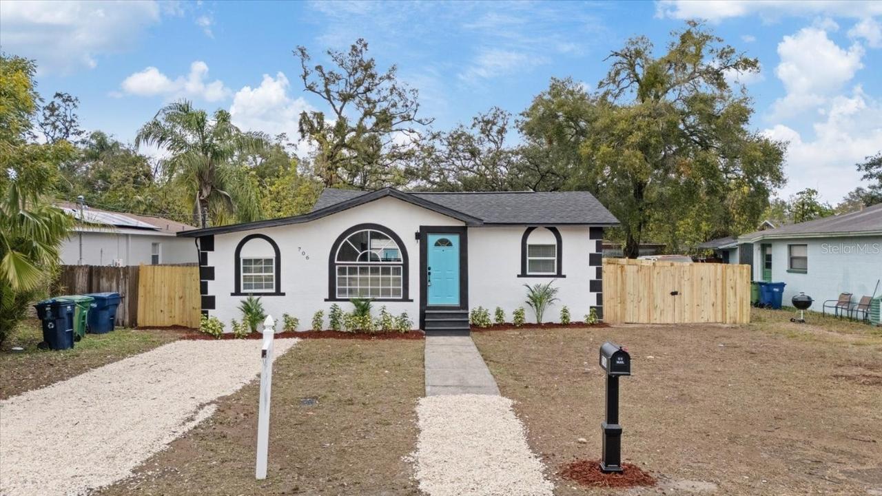706 N Castle Ct., Tampa, FL 33612
