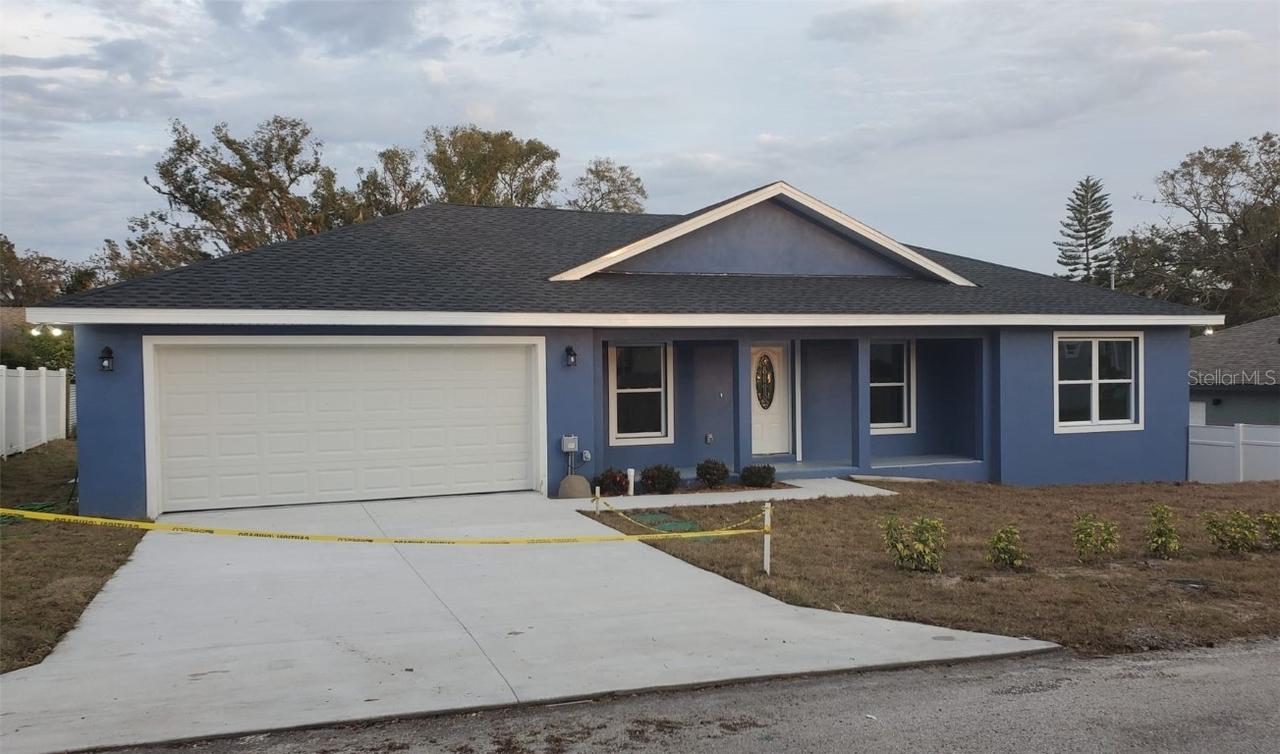 5211 Peach Ave, Seffner, FL 33584
