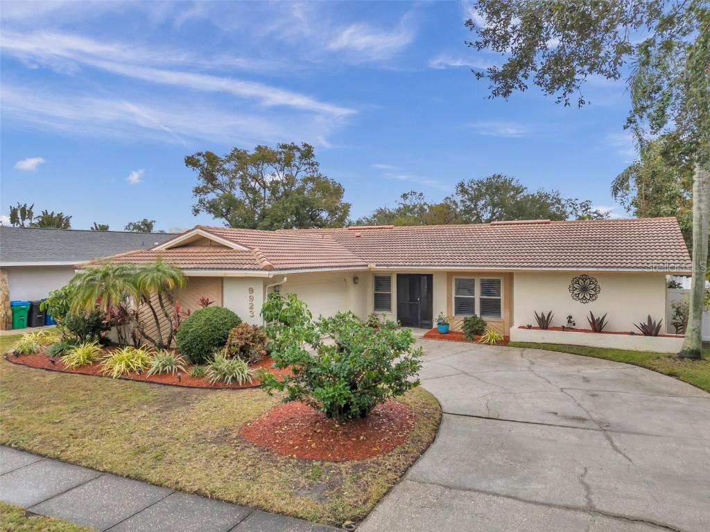 9923 119th Way, Seminole, FL 33772