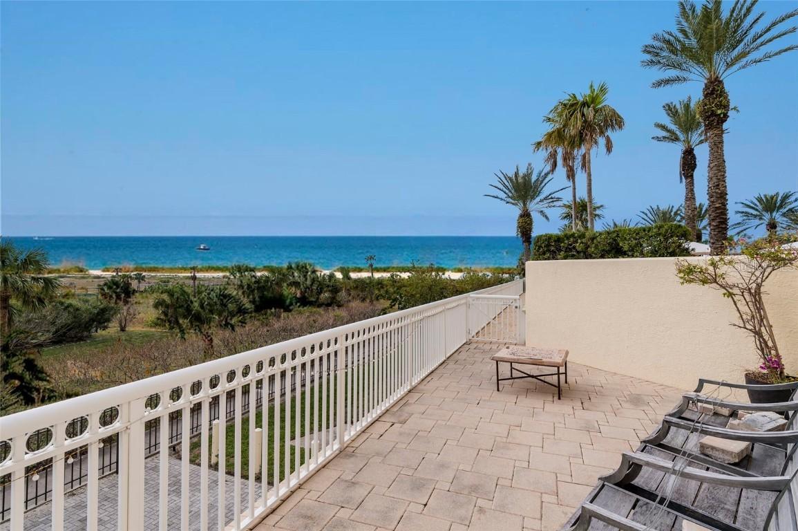 1200 Gulf Blvd. #102, Clearwater Beach, FL 33767