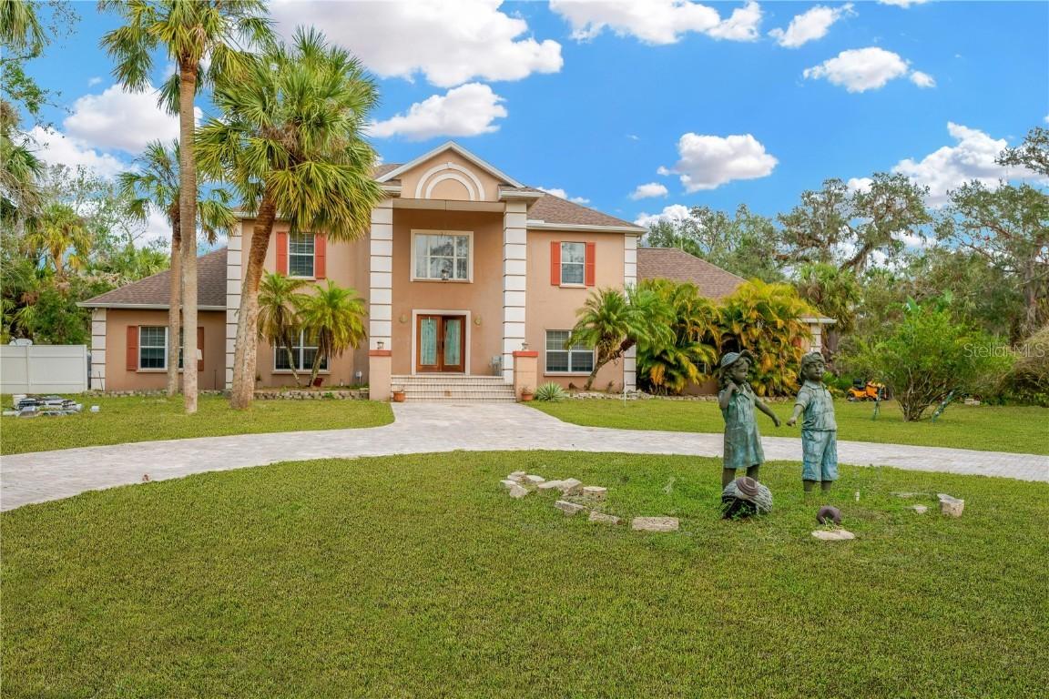 1103 Wild Citrus Ln., Sarasota, FL 34240
