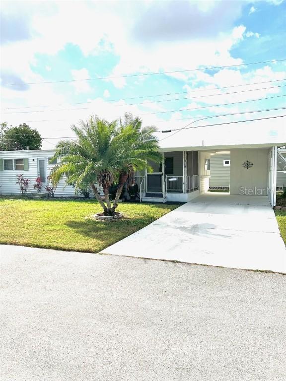 5110 5th B St., Bradenton, FL 34203