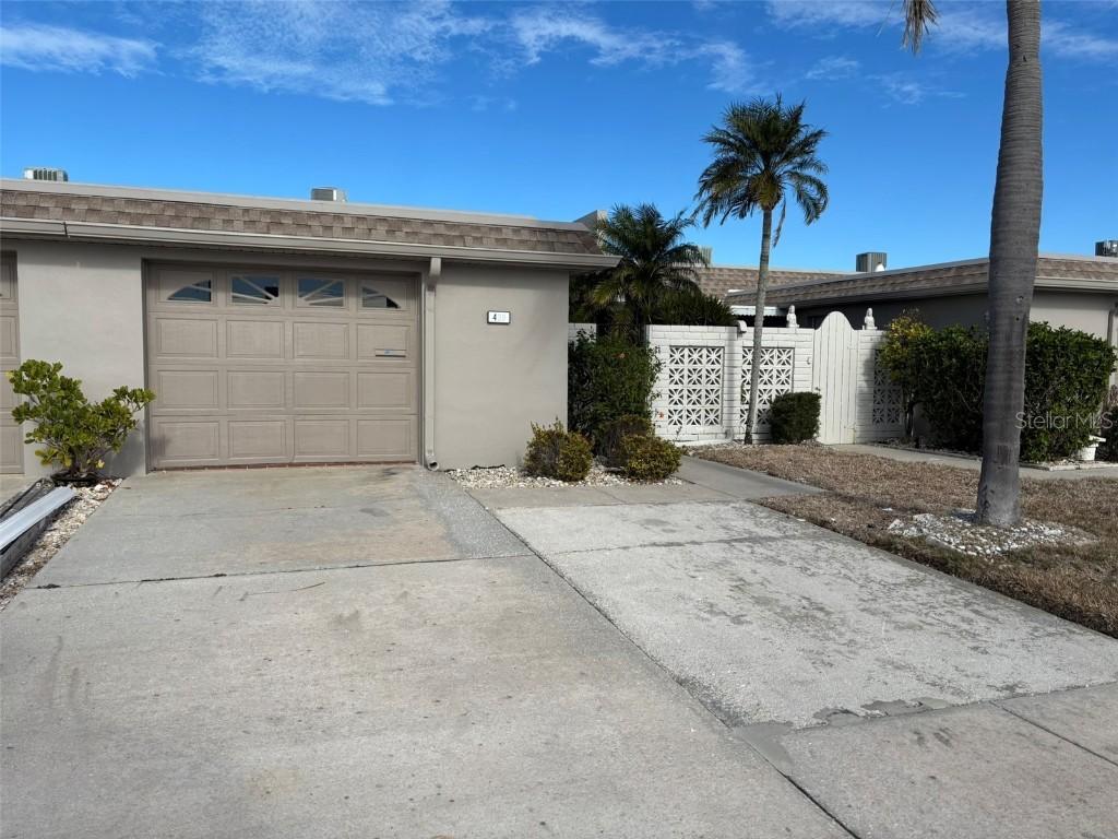 439 Boca Ciega Point Blvd., St Petersburg, FL 33708