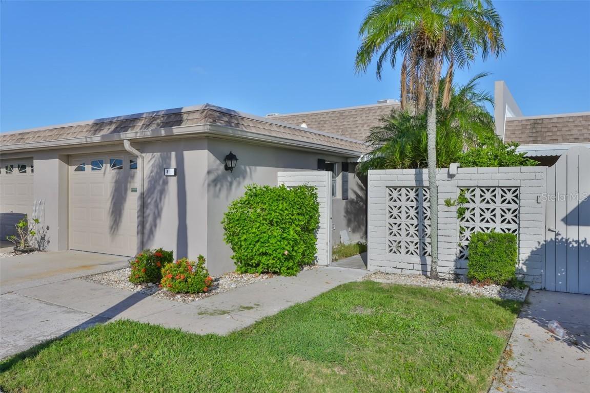 439 Boca Ciega Point Blvd., St Petersburg, FL 33708