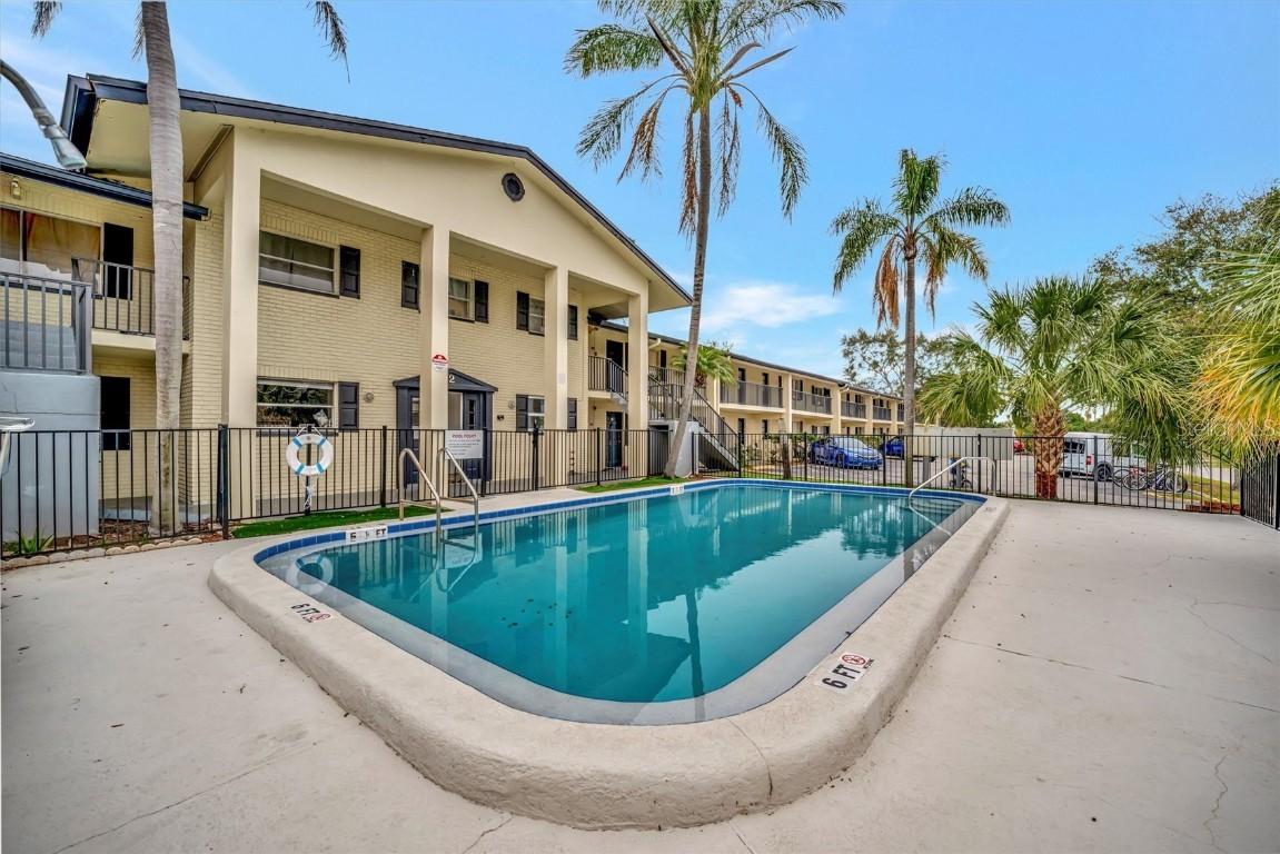 2 N Fernwood Ave. #16, Clearwater, FL 33765