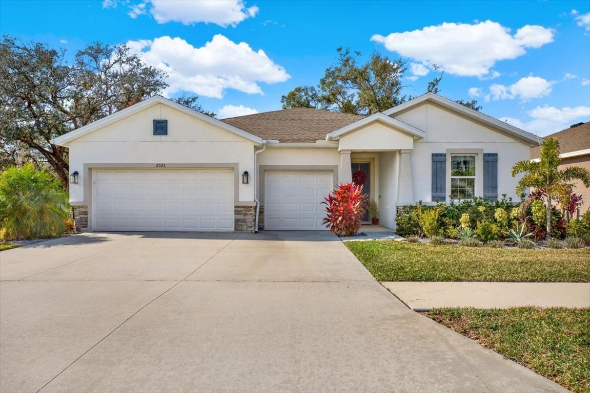 2521 Knight Island Dr., Brandon, FL 33511