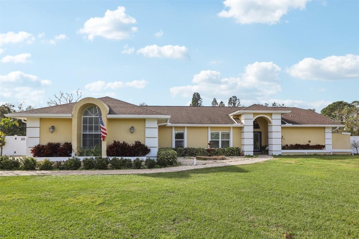 11911 Shadow Run Blvd., Riverview, FL 33569