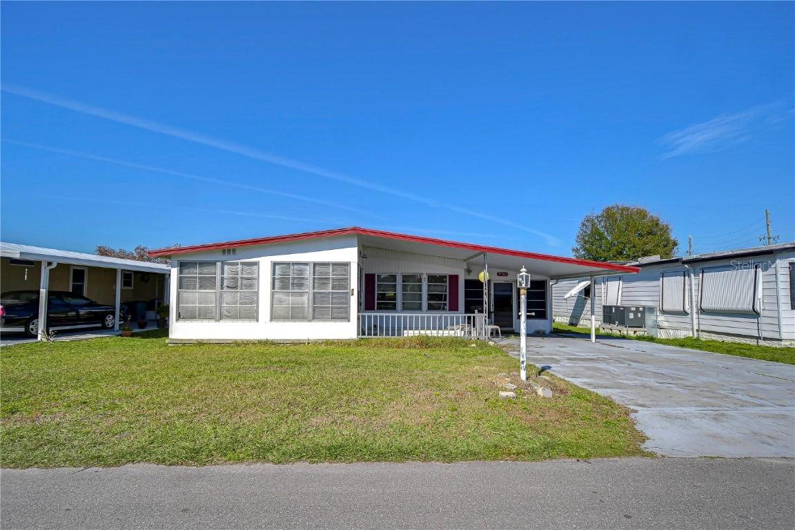 35045 Dale Ave., Zephyrhills, FL 33541