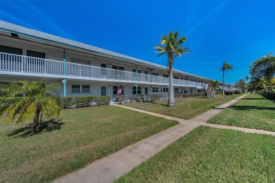 5257 81st Ln. #16, St Petersburg, FL 33709