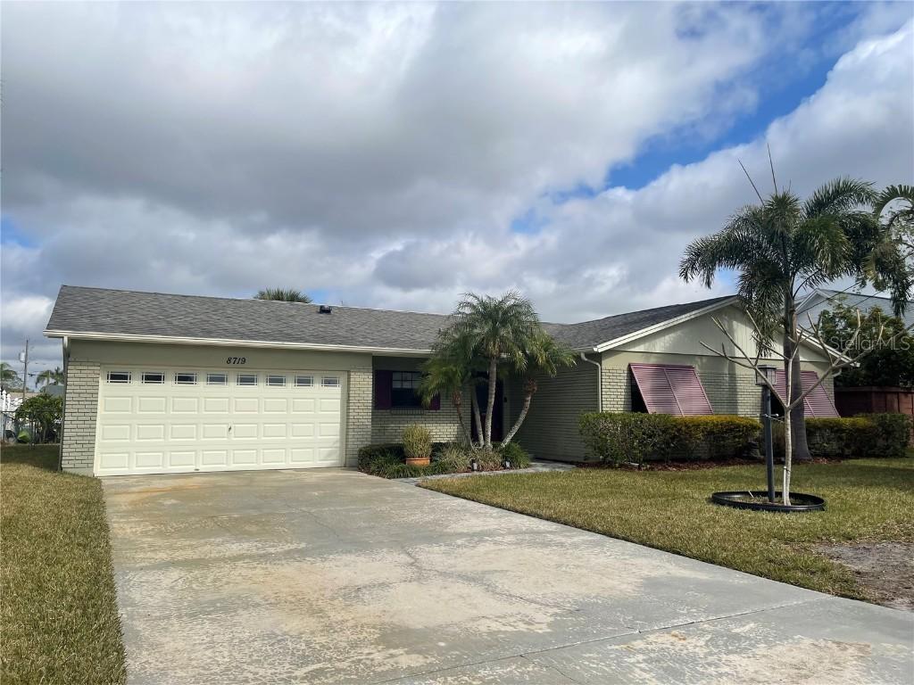 8719 Elmwood Ln., Tampa, FL 33615