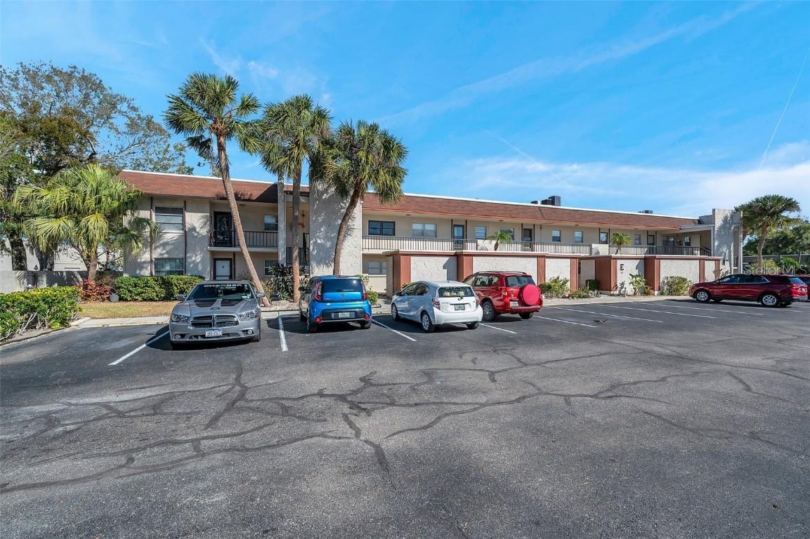 2750 E Bay Dr. #11E, Largo, FL 33771