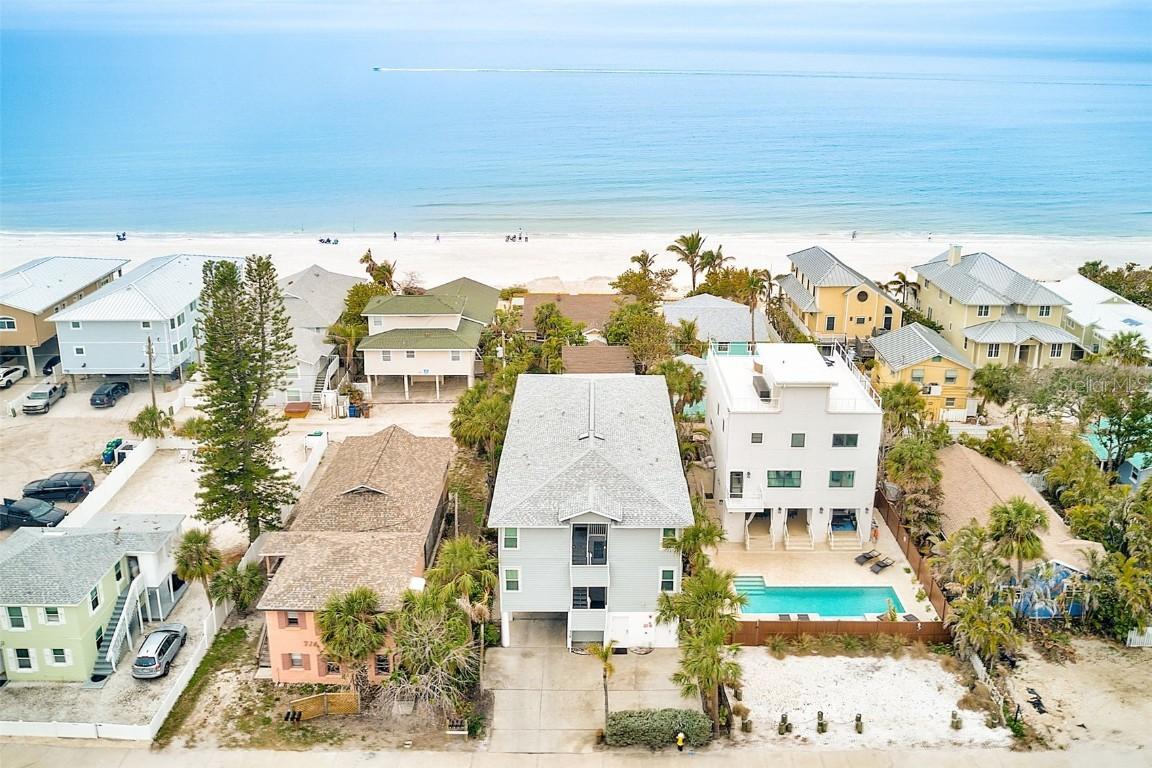 718 Gulf Blvd. #2, Indian Rocks Beach, FL 33785