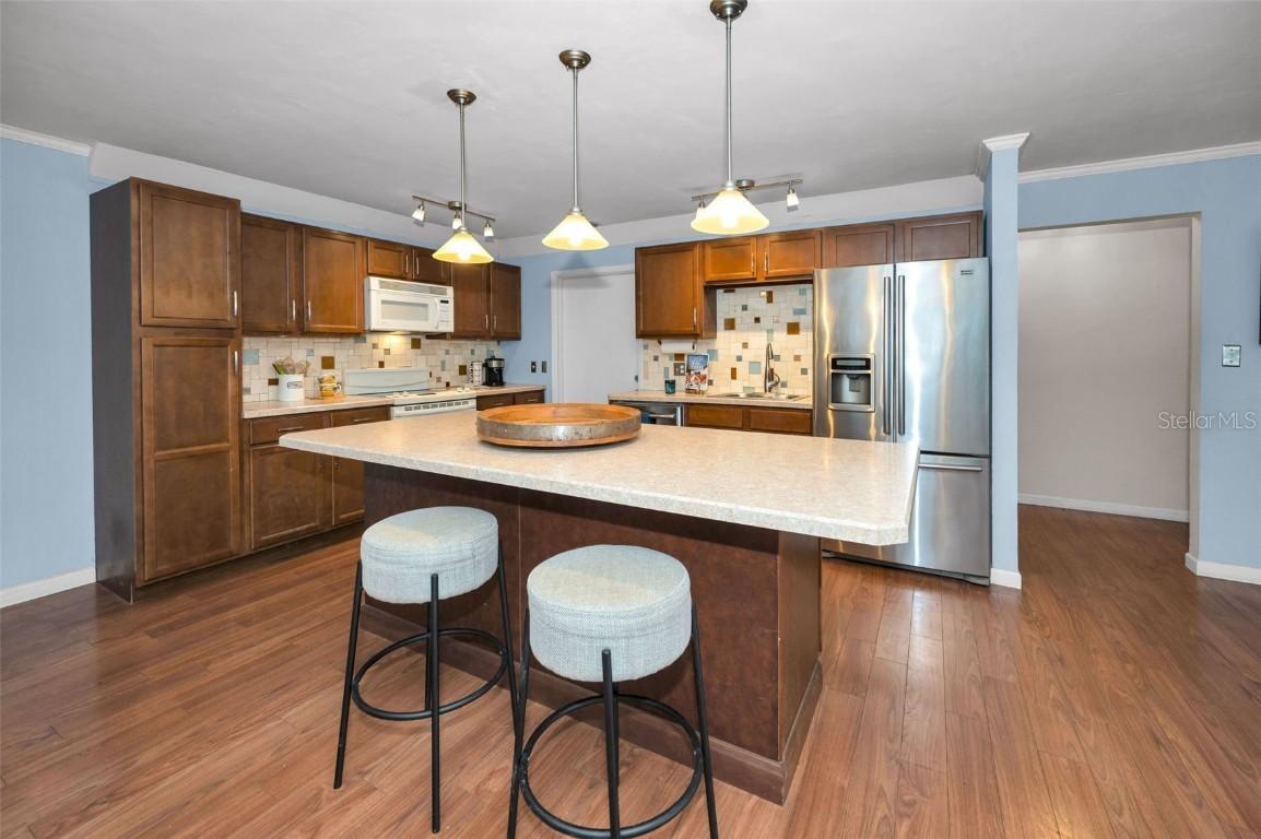 6391 1st Ave., St Petersburg, FL 33710