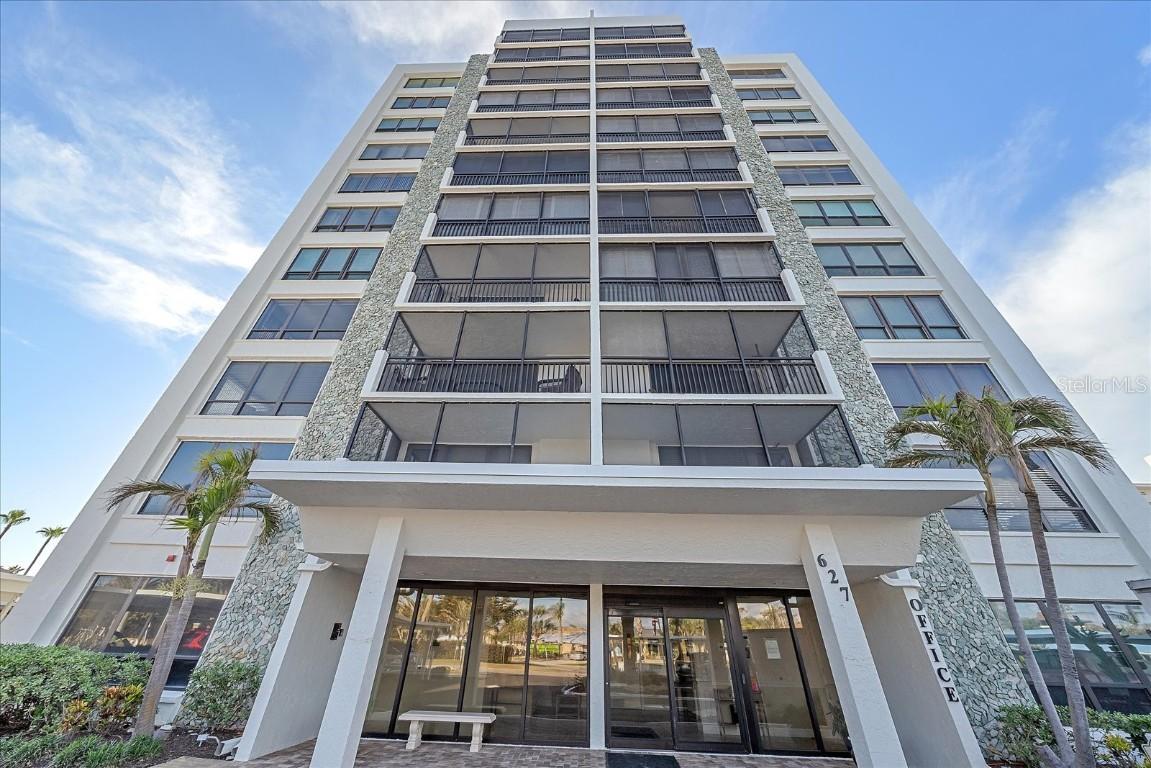 627 Alhambra Rd. #504, Venice, FL 34285