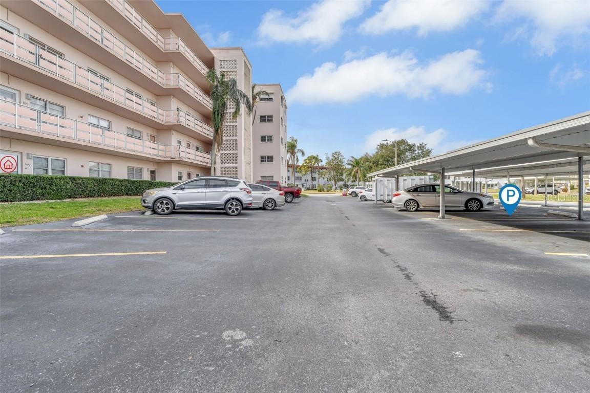5623 80th St. #105, St Petersburg, FL 33709
