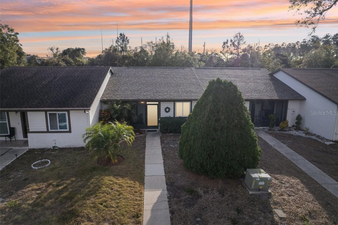 2140 Corbin Pl. #C, Palm Harbor, FL 34683