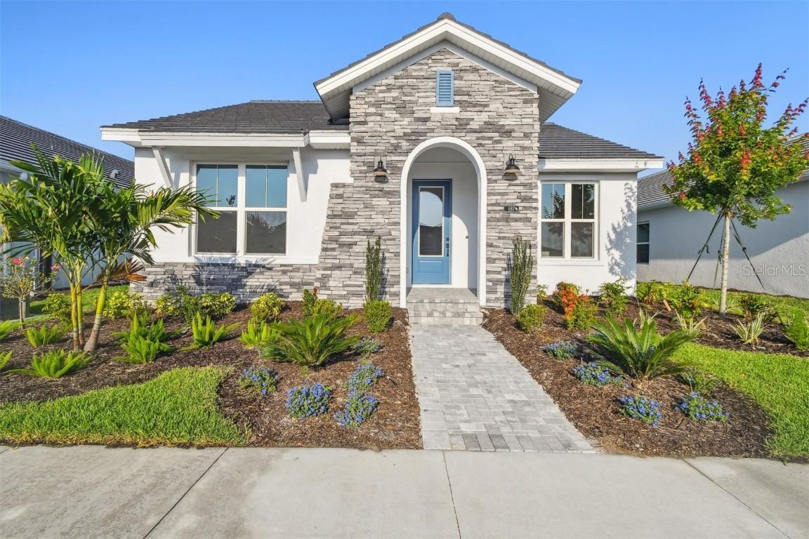 687 Allora Ave., Nokomis, FL 34275