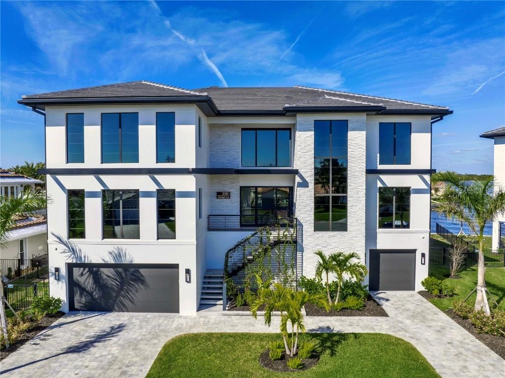 2081 Michigan Ave., St Petersburg, FL 33703