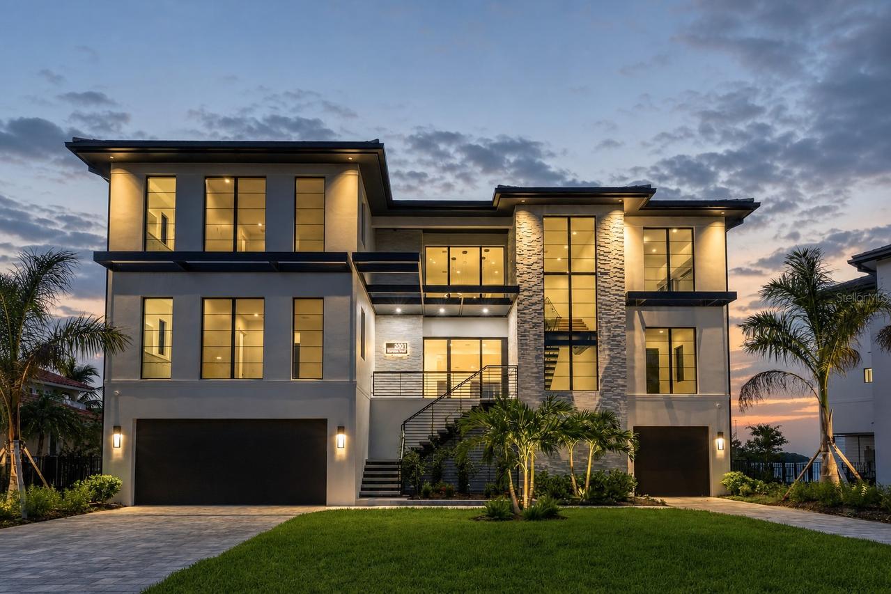 2081 Michigan Ave., St Petersburg, FL 33703