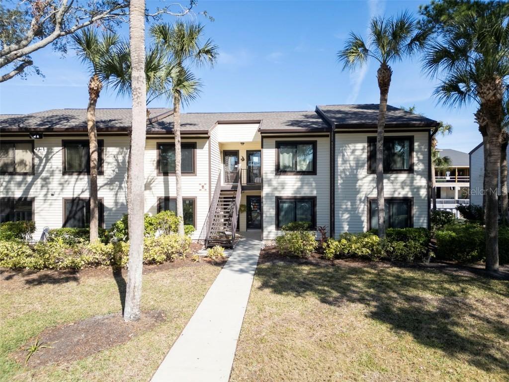 355 Moorings Cove Dr., Tarpon Springs, FL 34689