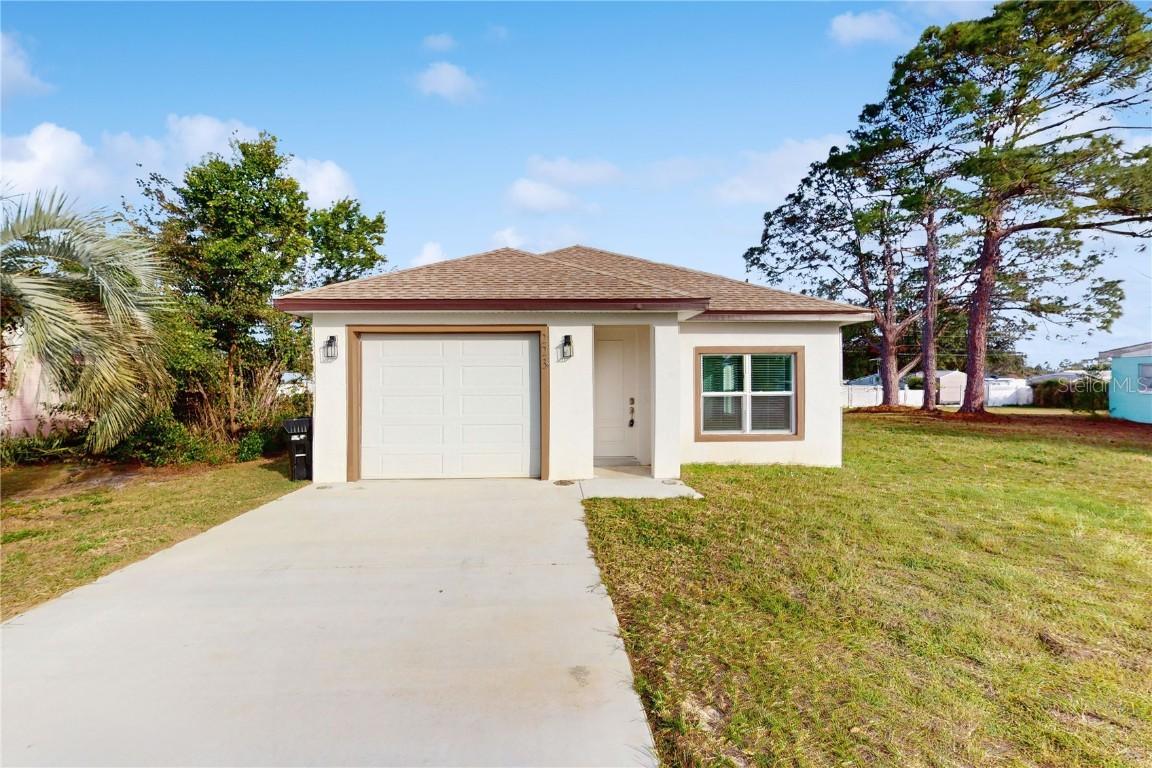 223 Stanley Ave., Frostproof, FL 33843