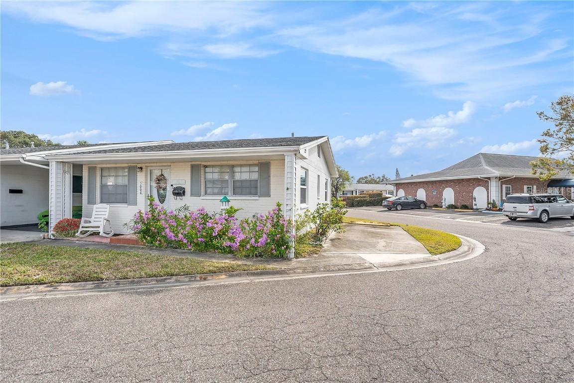 5006 Springwood Ave. #119, Pinellas Park, FL 33782