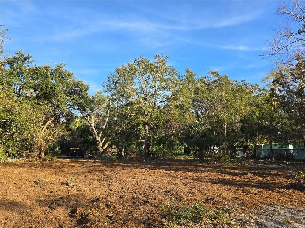 1827 Douglas Ave., Clearwater, FL 33755