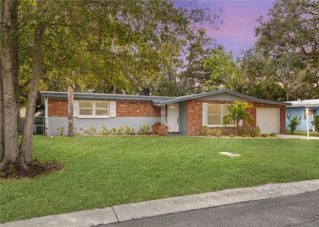 1159 Stewart Dr., Dunedin, FL 34698