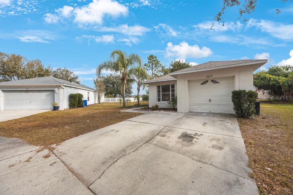 8419 Quarter Horse Dr., Riverview, FL 33578
