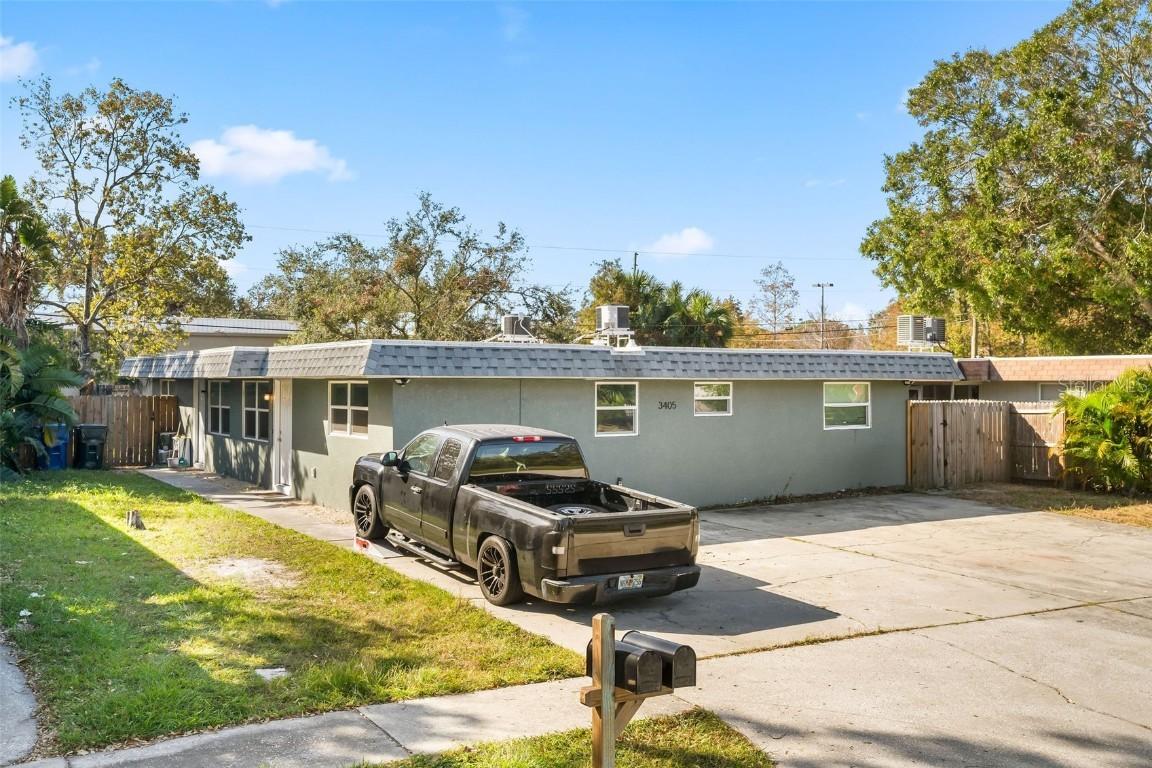 3405 Sherwood Dr., Largo, FL 33771