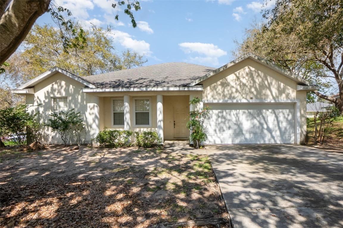 422 W Division St., Clermont, FL 34715