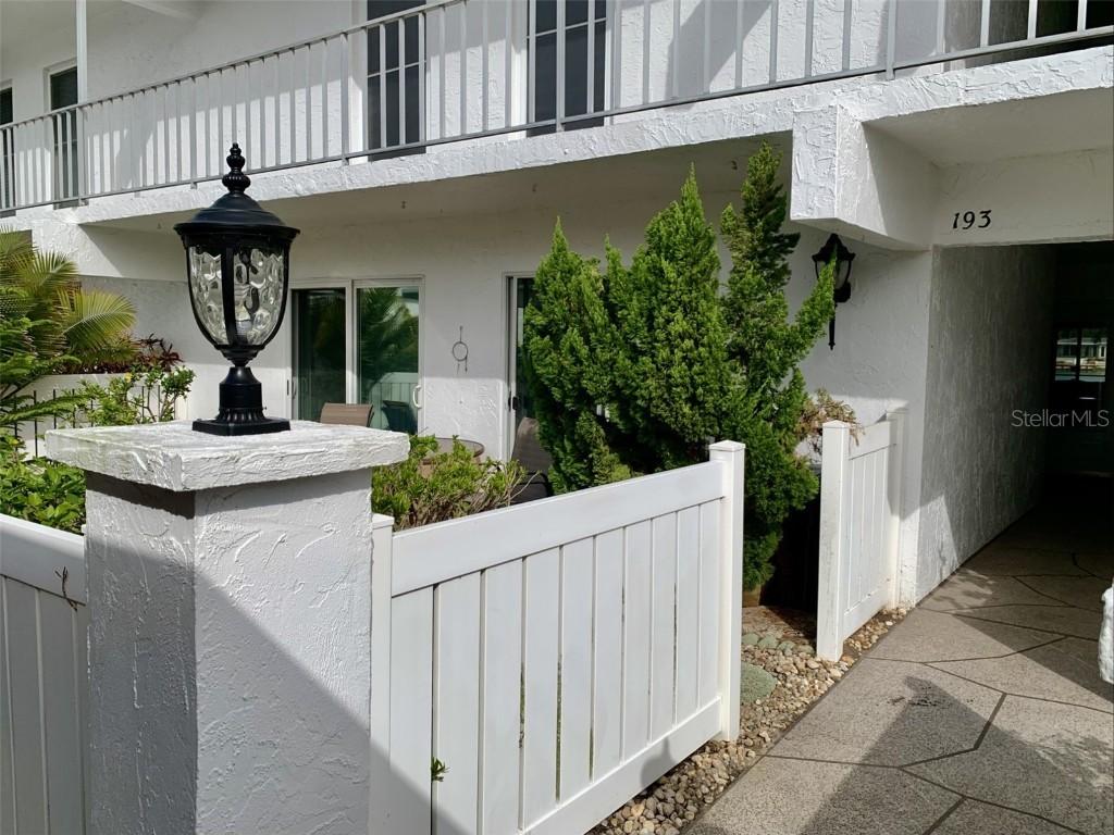 1655 S Highland Ave. #J193, Clearwater, FL 33756