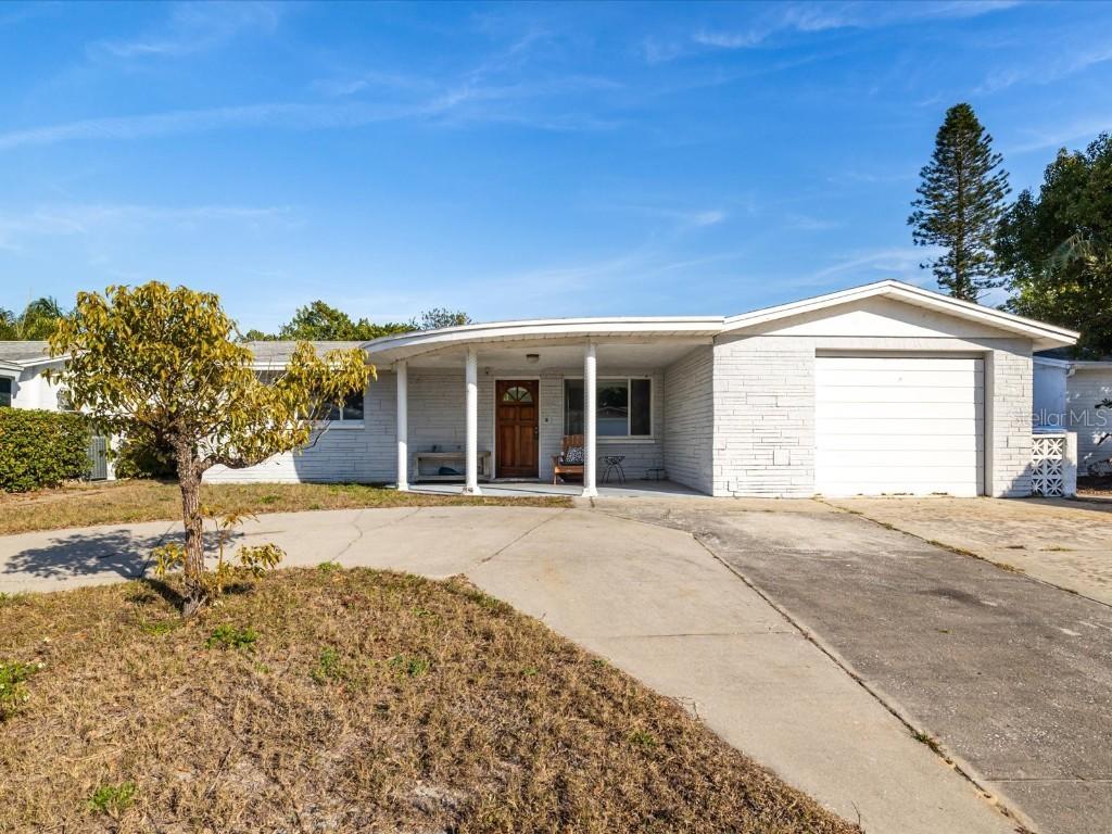 2616 Ohio Pl., Holiday, FL 34691