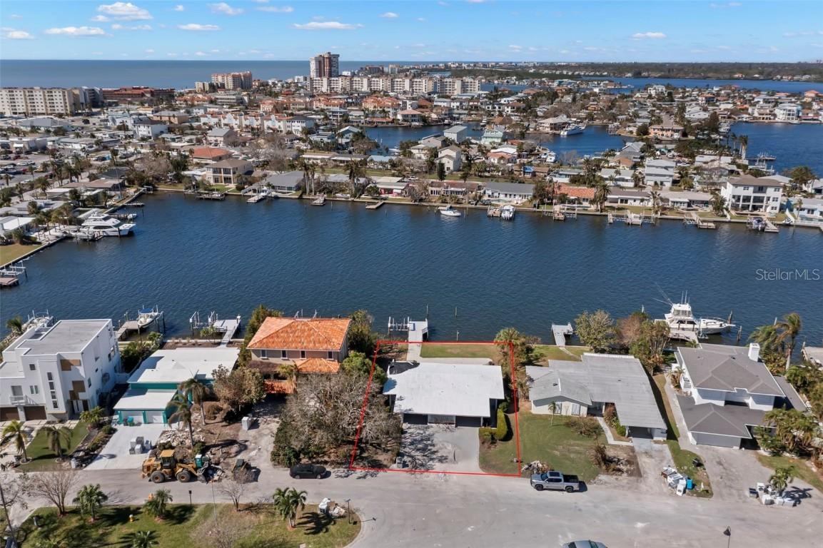 17020 Dolphin Dr., North Redington Beach, FL 33708