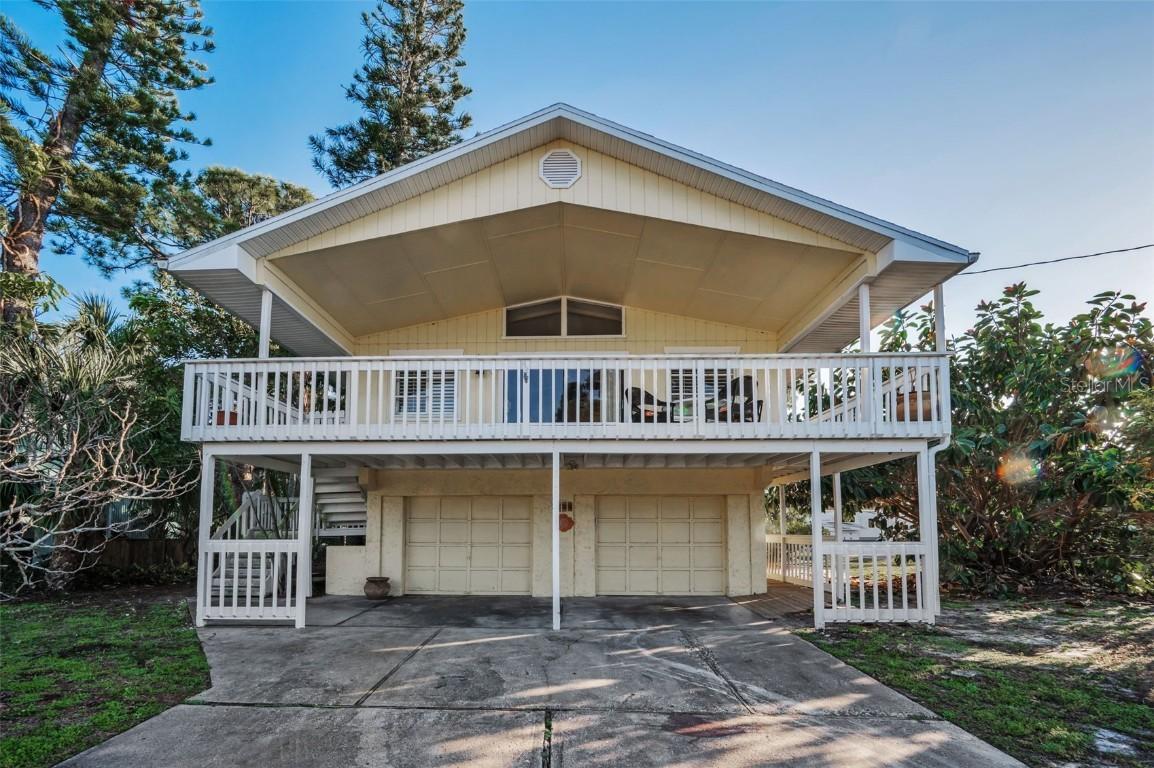 523 Georgia Ave., Crystal Beach, FL 34681