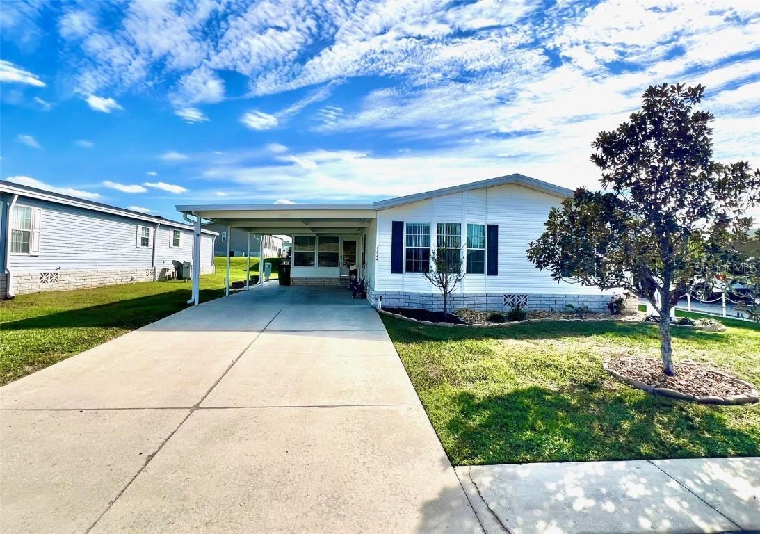37544 Corey Lewis Ave., Zephyrhills, FL 33541