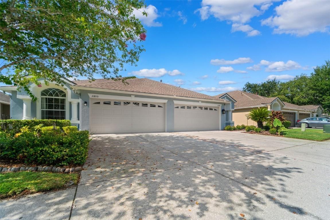 31806 Larkenheath Dr., Wesley Chapel, FL 33543