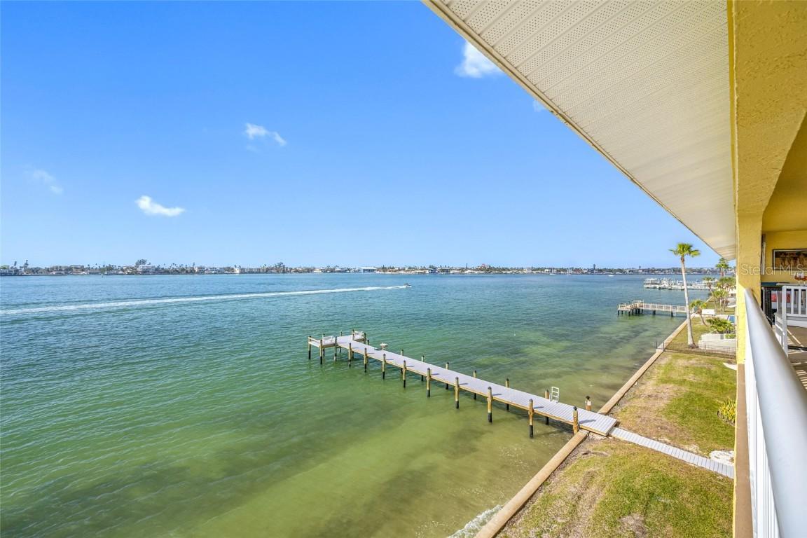 370 8th Ave. #7, Tierra Verde, FL 33715
