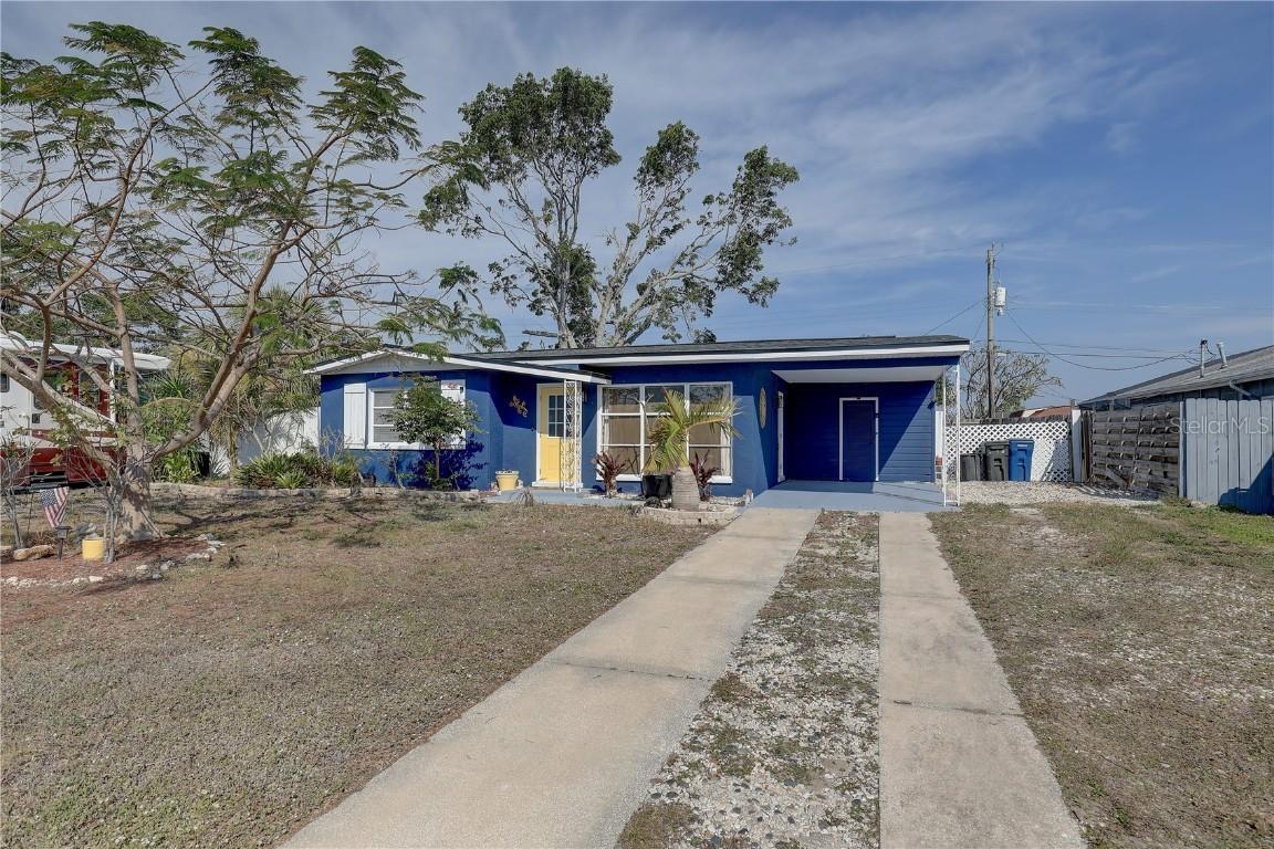2311 N Wellesley Dr., Bradenton, FL 34207