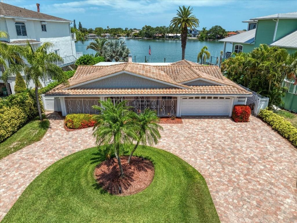 476 Harbor Dr., Indian Rocks Beach, FL 33785