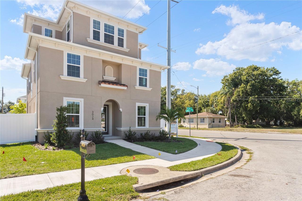 3024 W Cass St., Tampa, FL 33609