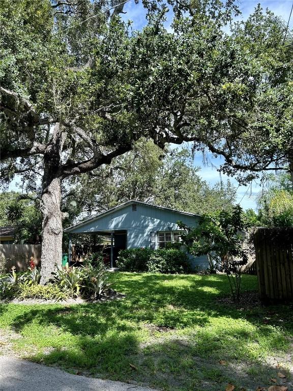 2816 W Bay Ave., Tampa, FL 33611